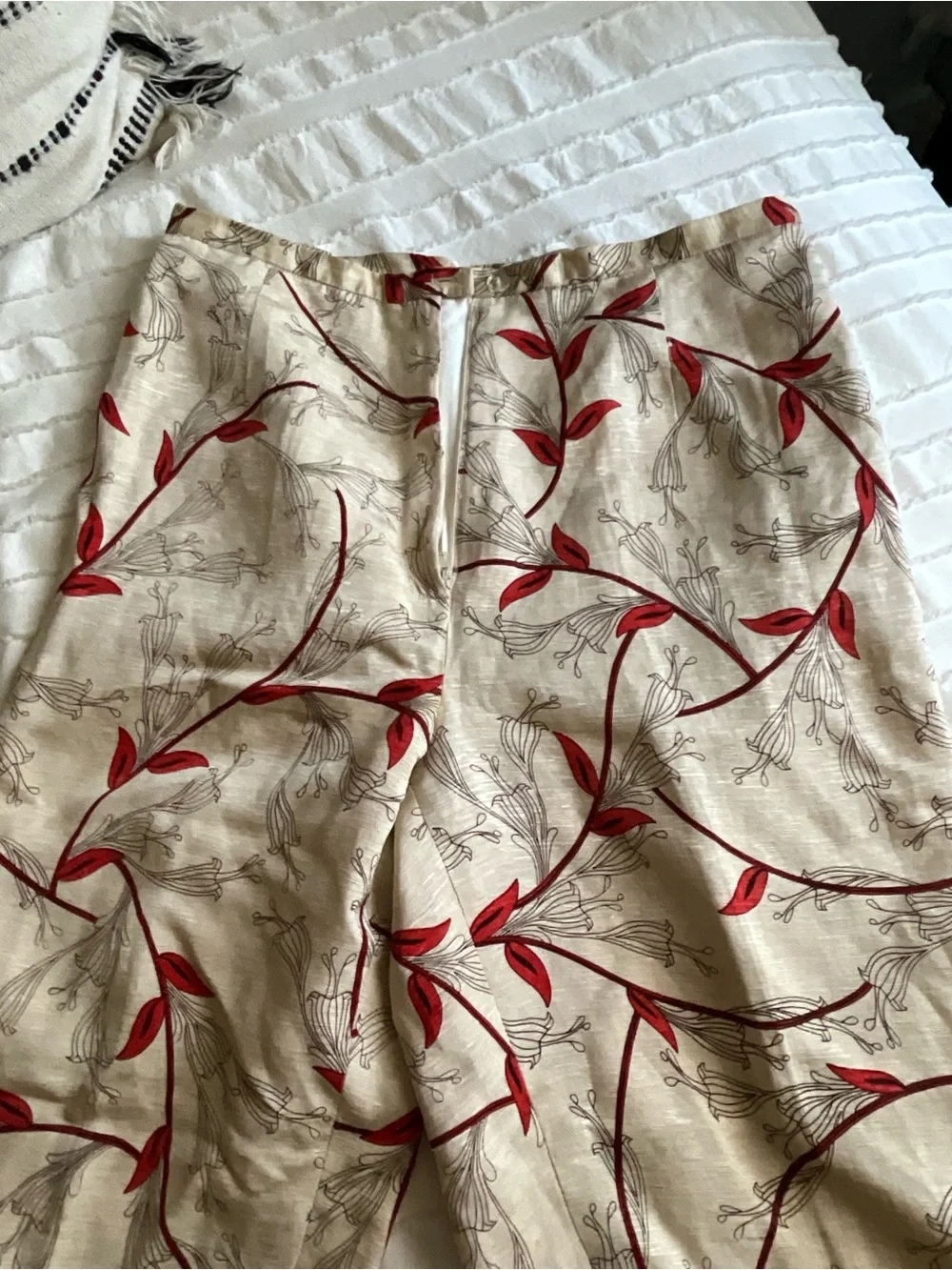 Valerie Stevens Beige Pants with Red Floral Vine